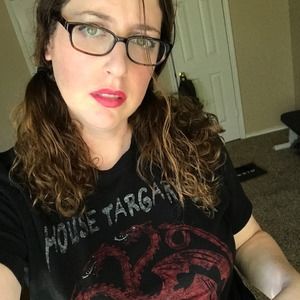 Meet your Posher, Alicia